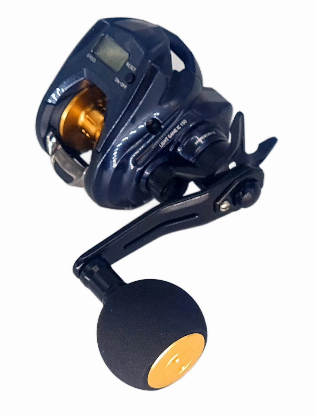 DAIWA 22 LIGHT GAME IC 150 REEL