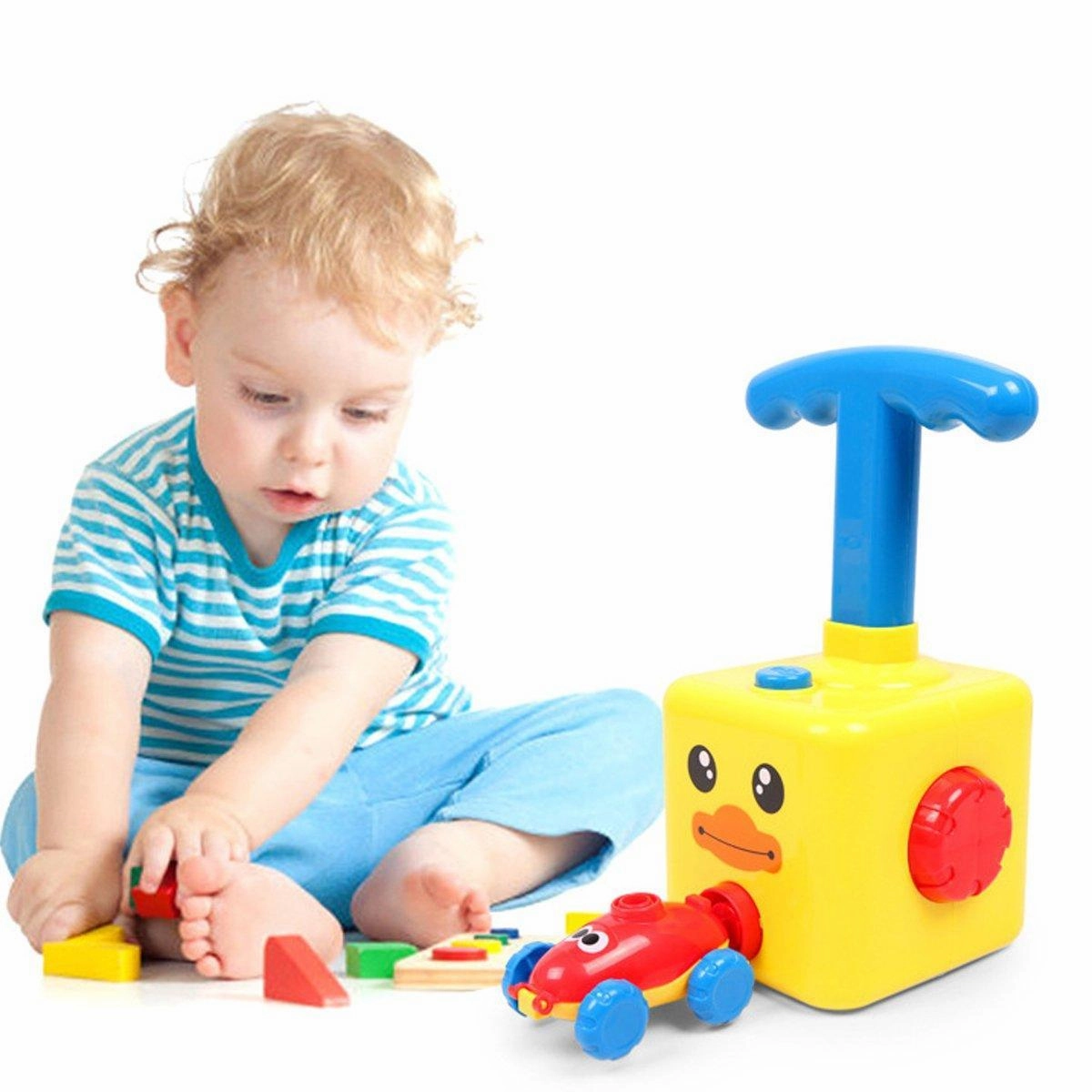 Kids Balloon Powered Car Toy Air Pump Racer Launcher Fun Vehicle Pump Toys