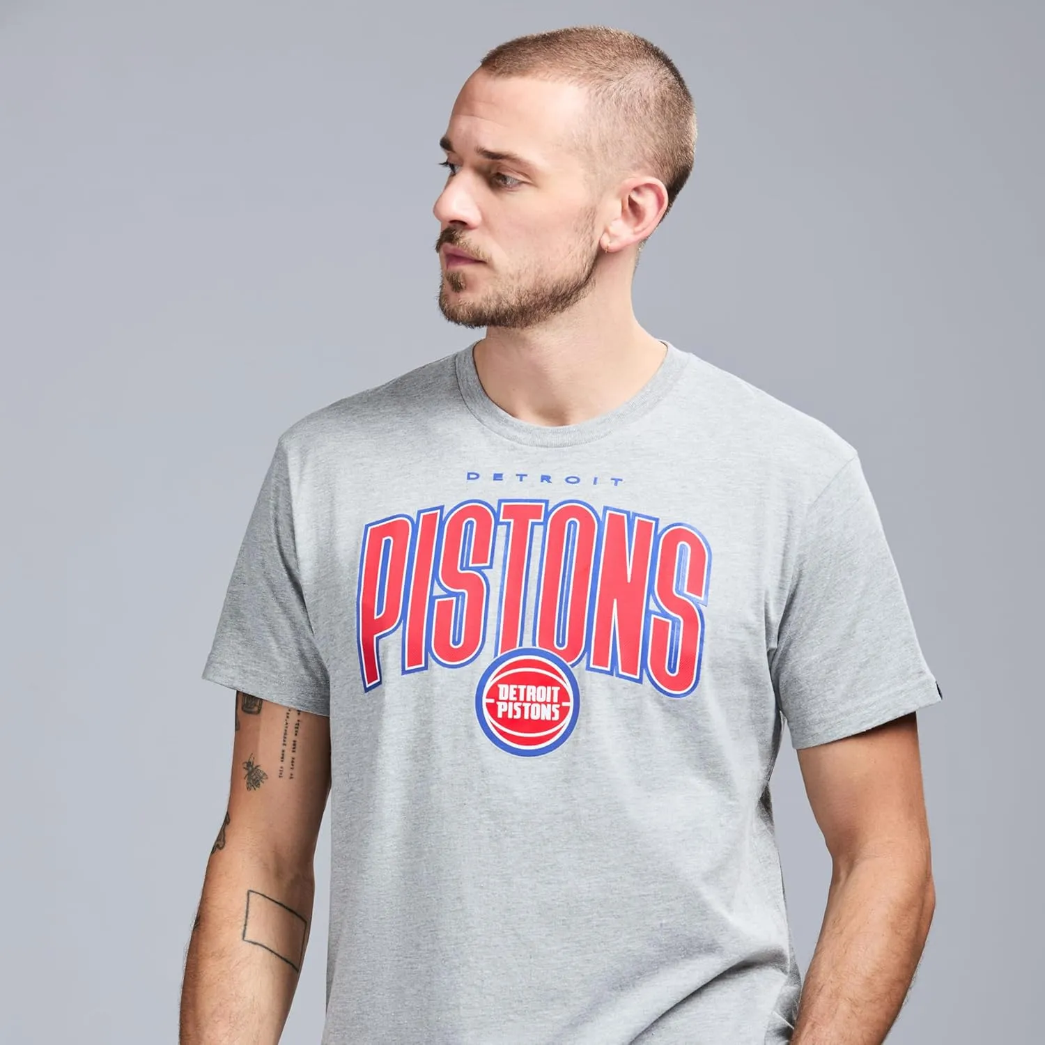 Men's X NBA Officially Licensed Graphic Short Sleeve Lightweight Classic Crew Neck Cotton T-Shirt