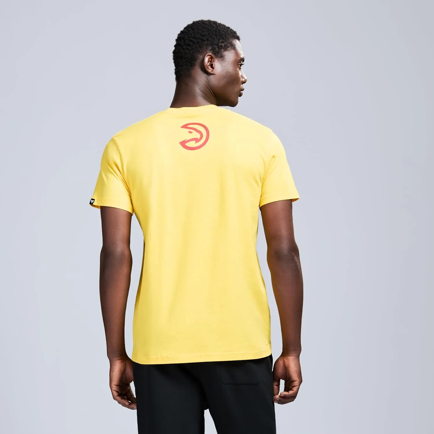Men's X NBA Officially Licensed Graphic Short Sleeve Lightweight Crew Neck Cotton Team T-Shirt