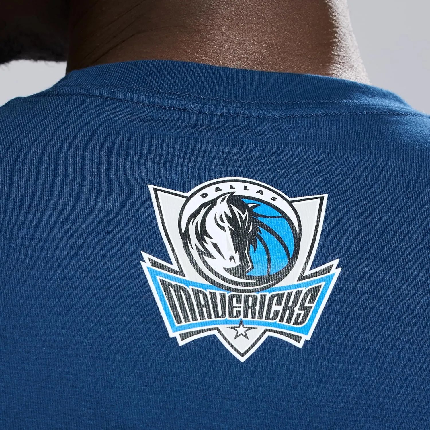 Men's X NBA Officially Licensed Graphic Short Sleeve Lightweight Crew Neck Cotton Team T-Shirt