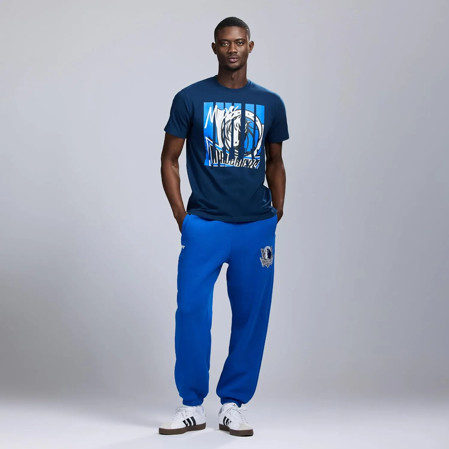 Men's X NBA Officially Licensed Graphic Short Sleeve Lightweight Crew Neck Cotton Team T-Shirt