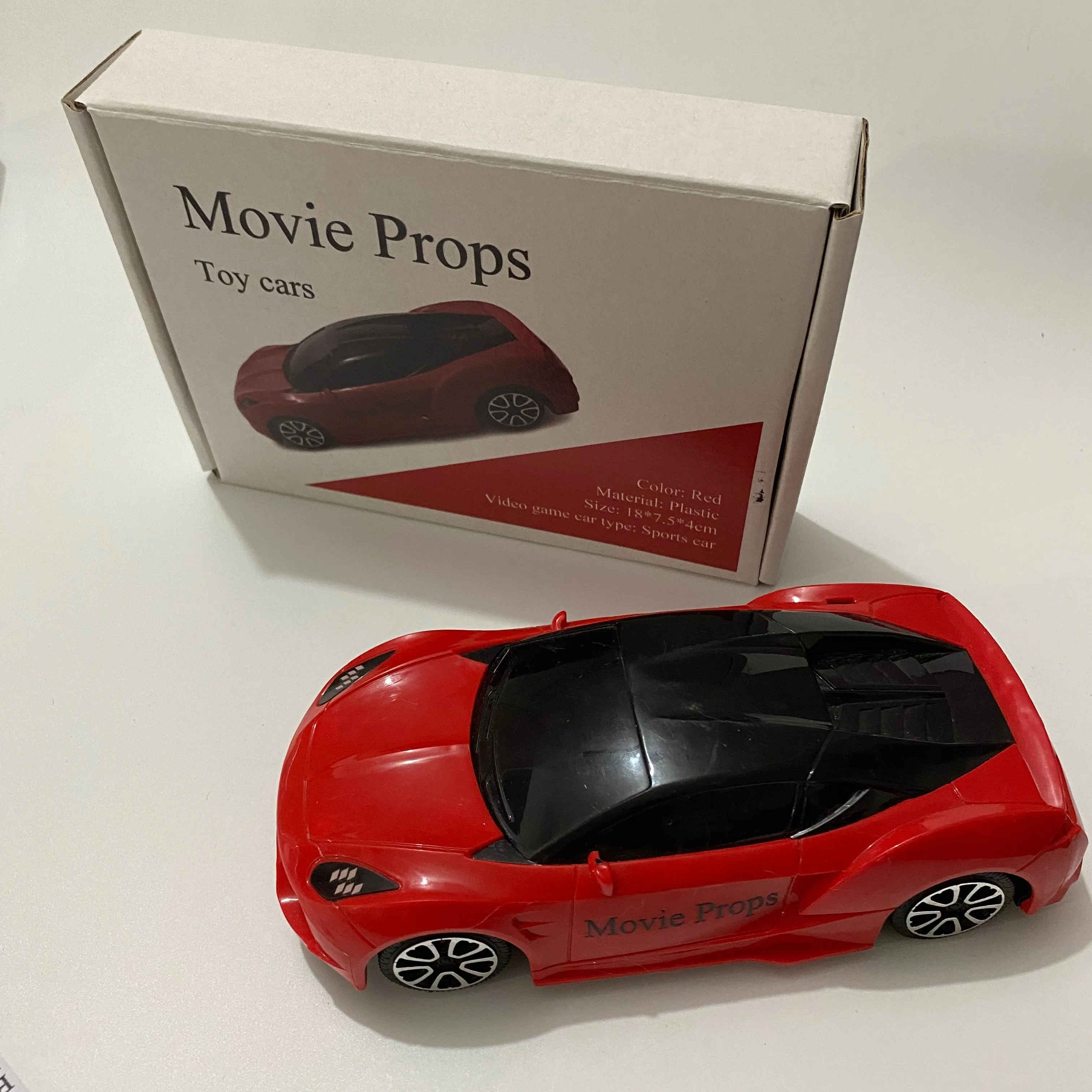 Movie Props Toy Vehicle, Red Sports Car, Plastic Material, 18 x 7.5 x 4 cm