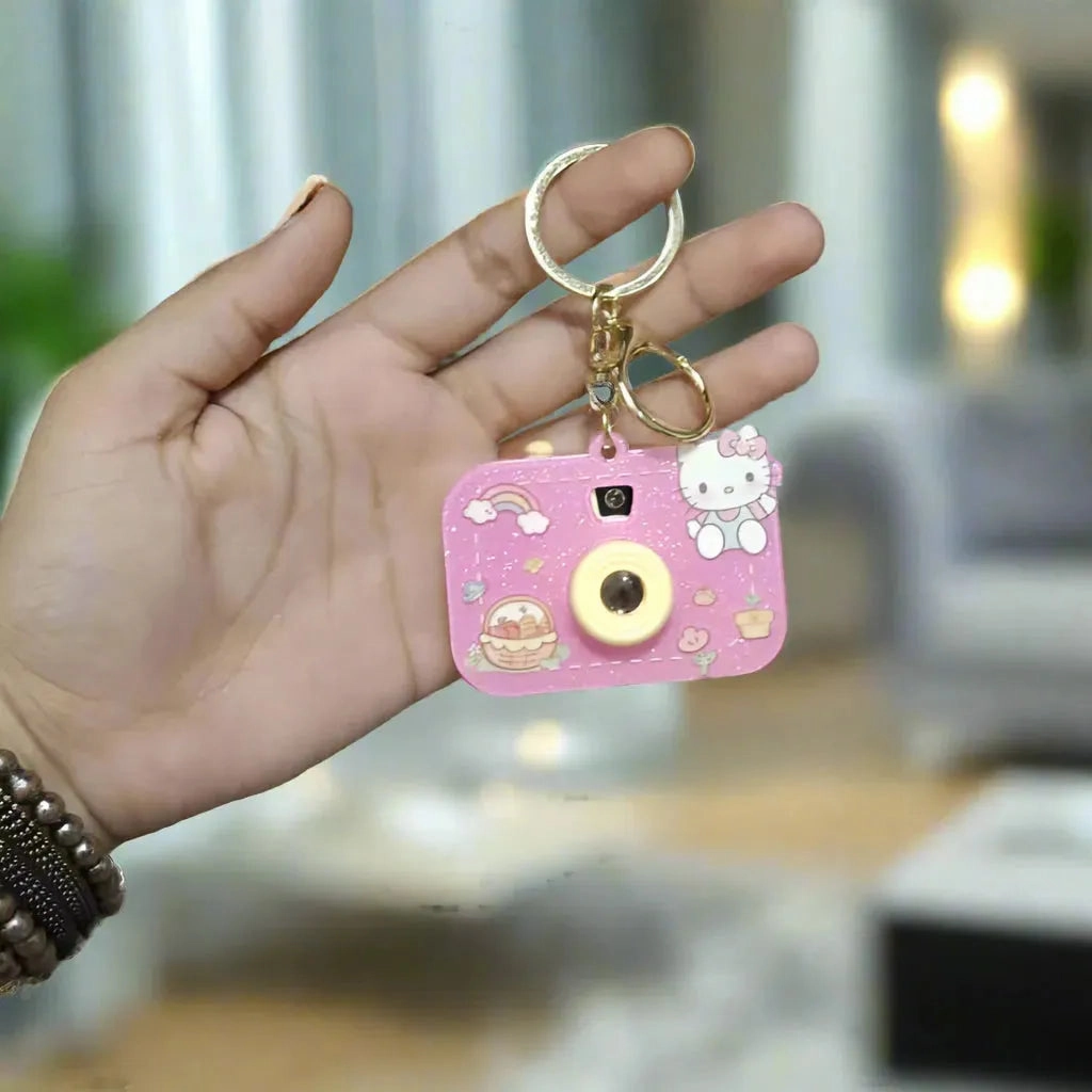 Pocket Pixie Click Character Camera Keychain