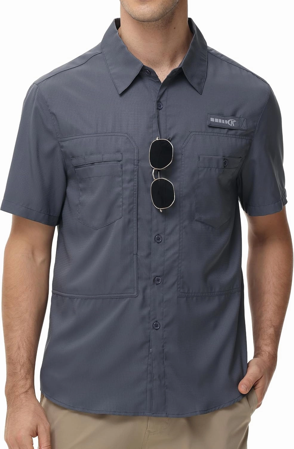 Satankud Men's Short Sleeve Lightweight Fishing Shirt UPF 50  Sun Protection Hiking Travel Work Button Down Shirt Zip Pocket