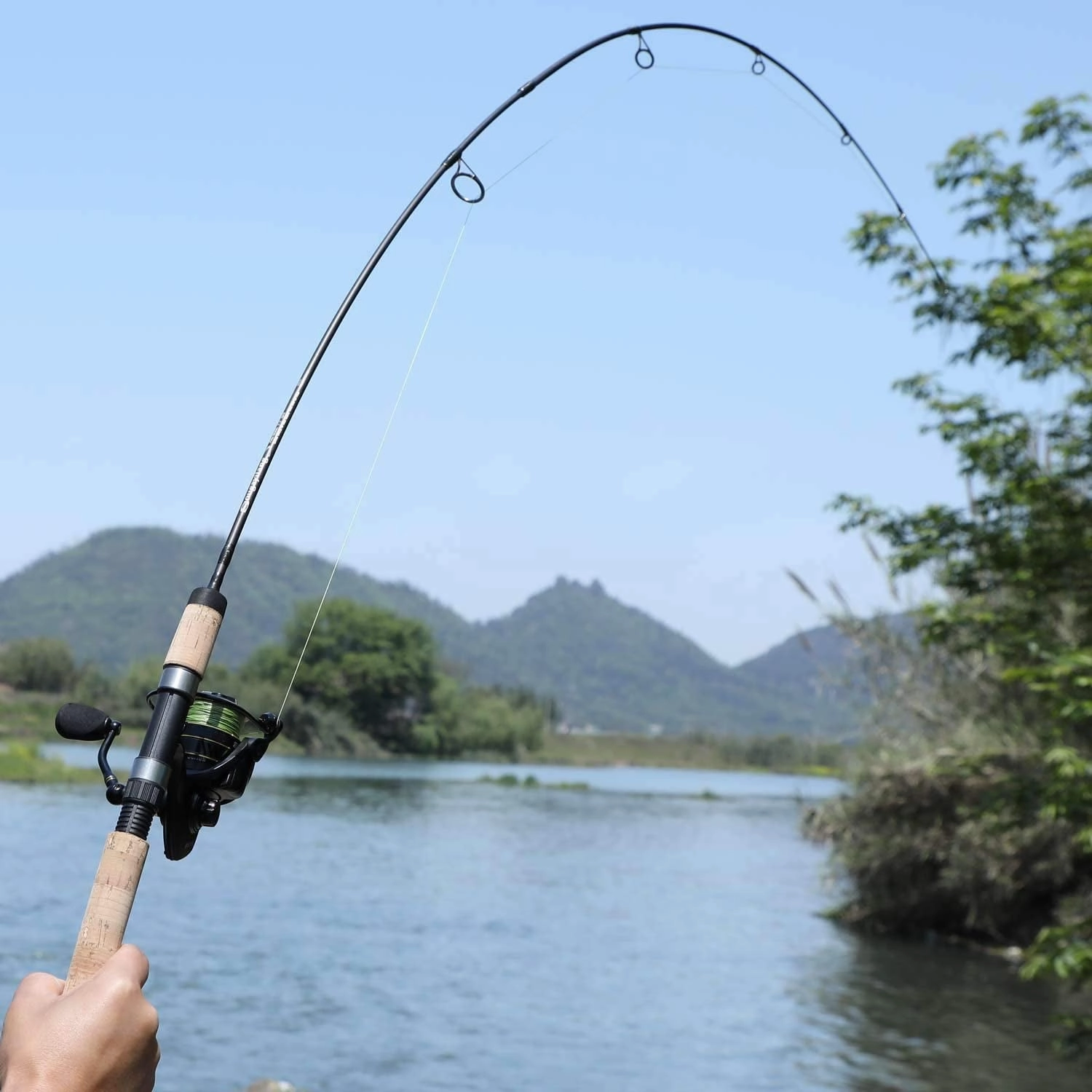 Ultra-Lightweight Two-Piece Graphite Trout Fishing Rod with Cork Handle for Crappie Spinning