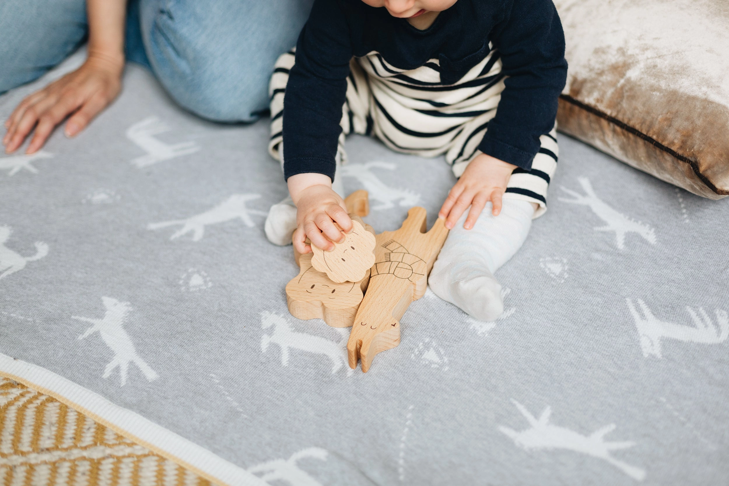 Āpiti - Natural Beechwood Puzzle